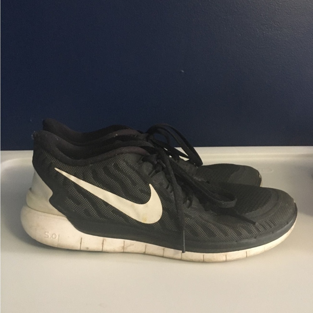 Nike free run sneakers
